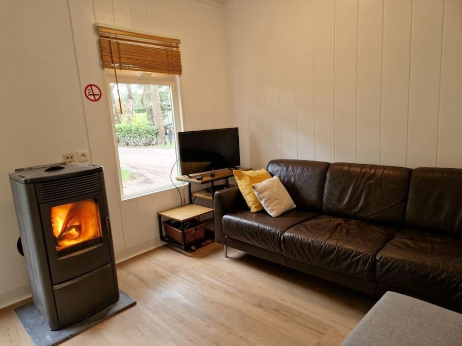 3 Bedroom Chalet On Camping Gt Balen Ngoại thất bức ảnh