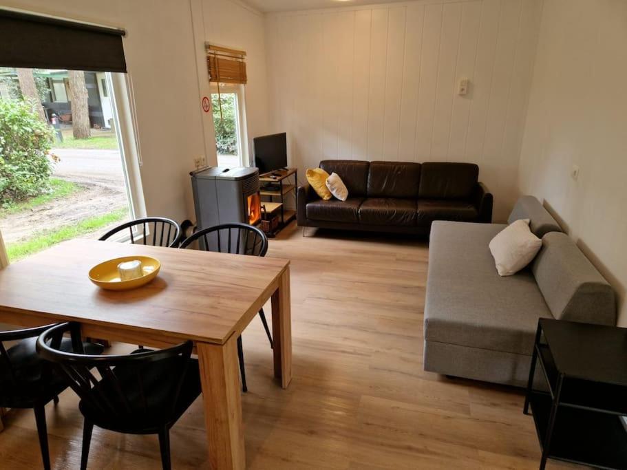 3 Bedroom Chalet On Camping Gt Balen Ngoại thất bức ảnh